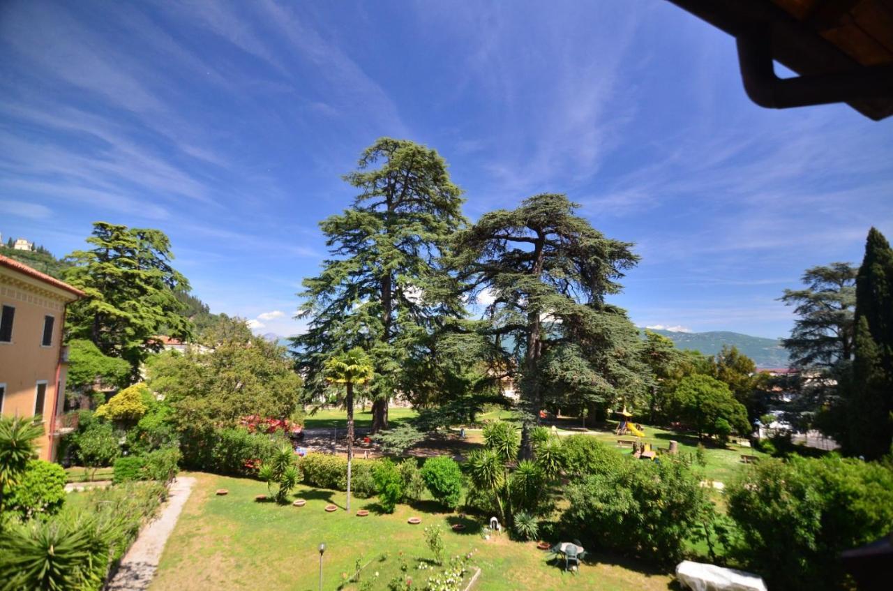 Casa Gabri Lägenhet Toscolano Maderno Exteriör bild